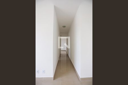Sala / corredor dos quartos de apartamento para alugar com 2 quartos, 49m² em Jardim Ísis, Cotia