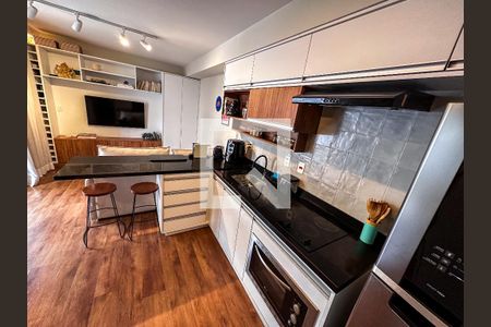 Cozinha de apartamento para alugar com 1 quarto, 40m² em Vila Pompéia, São Paulo