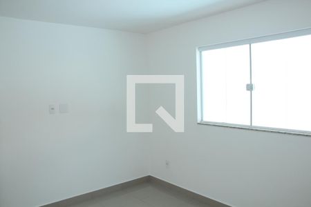 Quarto 1 de casa para alugar com 2 quartos, 80m² em Jardim Jasmim, Nova Iguaçu