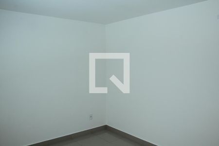 Quarto 1 de casa para alugar com 2 quartos, 80m² em Jardim Jasmim, Nova Iguaçu