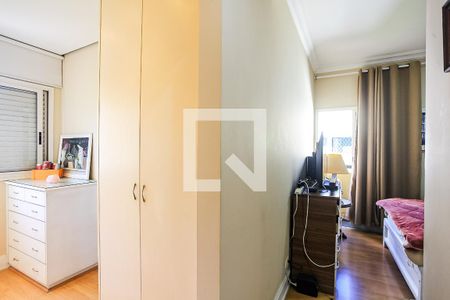 Suíte de apartamento à venda com 3 quartos, 166m² em Vila Suzana, São Paulo