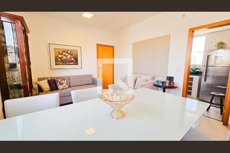 Sala de apartamento à venda com 3 quartos, 80m² em Santa Cruz, Belo Horizonte