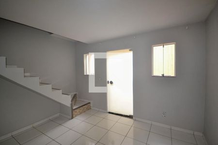 Sala de casa para alugar com 2 quartos, 70m² em Centro, Nilópolis