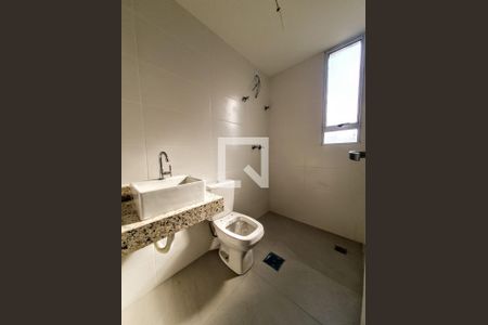 Banheiro 1 de apartamento à venda com 2 quartos, 65m² em Sagrada Família, Belo Horizonte