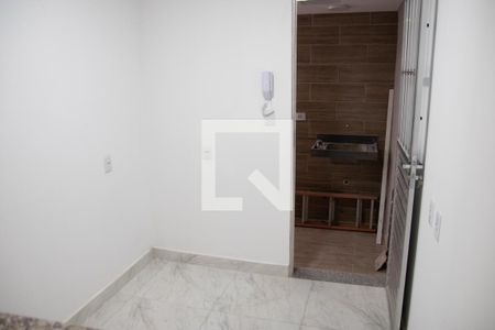 Sala/Cozinha de apartamento para alugar com 1 quarto, 50m² em Parque Edu Chaves, São Paulo