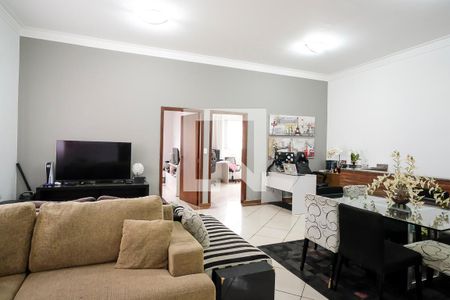 Sala de casa à venda com 2 quartos, 223m² em Osvaldo Cruz, São Caetano do Sul