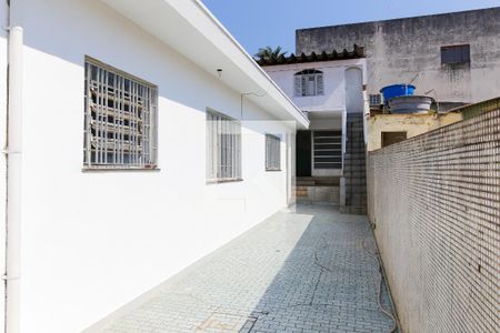 Casa para alugar com 206m², 3 quartos e 1 vaga Casa para alugar com 206m², 3 quartos e 1 vagaQuintal