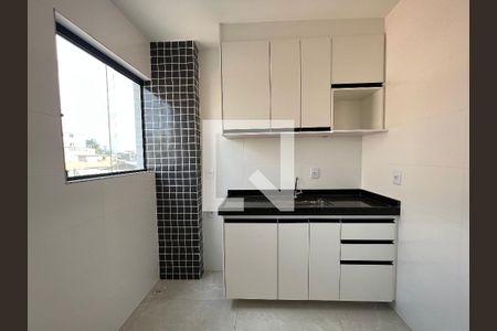 Cozinha de apartamento à venda com 3 quartos, 130m² em Europa, Contagem