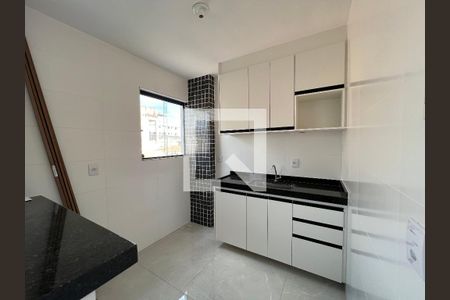 Cozinha de apartamento à venda com 3 quartos, 130m² em Europa, Contagem