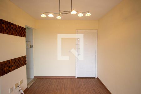 Sala de apartamento à venda com 2 quartos, 48m² em Vila Carmosina, São Paulo