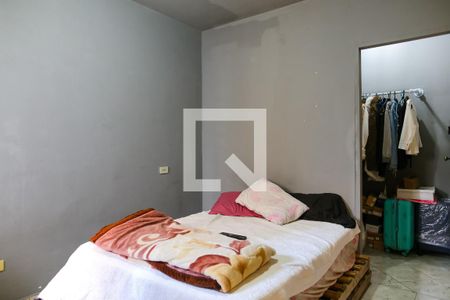 Quarto 1 - Casa 1 de casa à venda com 3 quartos, 287m² em Utinga, Santo André