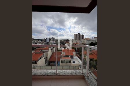 Apartamento à venda com 2 quartos, 57m² em Vila Curuca, Santo André