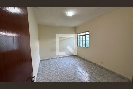 Suite 1 de casa para alugar com 4 quartos, 229m² em São Francisco, Goiânia