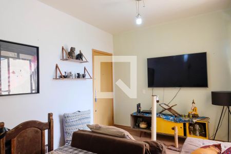 Sala de apartamento à venda com 2 quartos, 67m² em Fernão Dias, Belo Horizonte