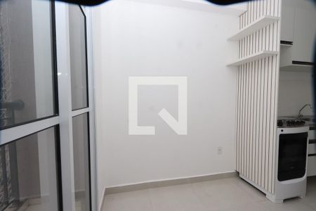 Sala de apartamento para alugar com 1 quarto, 32m² em Vila Tolstoi, São Paulo