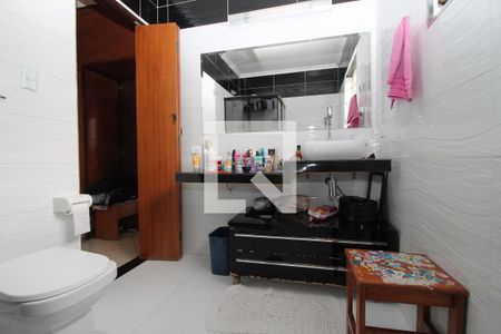 Banheiro da Suíte 1 de casa à venda com 4 quartos, 205m² em Cidade Patriarca, São Paulo