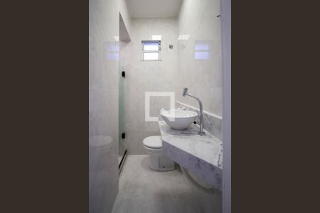 Banheiro de apartamento à venda com 1 quarto, 43m² em Icaraí, Niterói