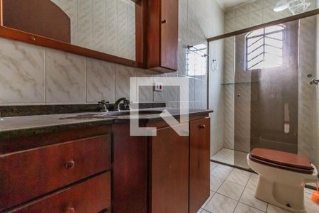 Casa à venda com 339m², 3 quartos e 4 vagas Casa à venda com 339m², 3 quartos e 4 vagasBanheiro Social