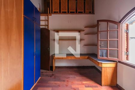 Casa à venda com 339m², 3 quartos e 4 vagas Casa à venda com 339m², 3 quartos e 4 vagasQuarto 1