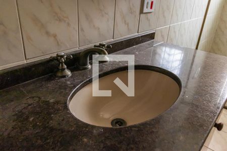 Casa à venda com 339m², 3 quartos e 4 vagas Casa à venda com 339m², 3 quartos e 4 vagasBanheiro Social