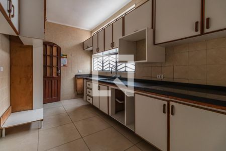 Casa à venda com 339m², 3 quartos e 4 vagas Casa à venda com 339m², 3 quartos e 4 vagasCozinha