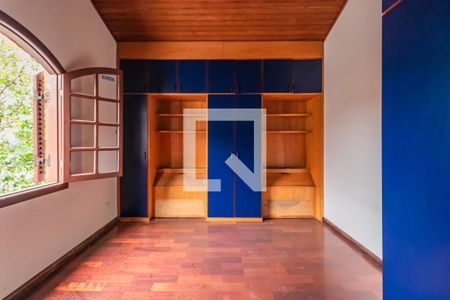 Casa à venda com 339m², 3 quartos e 4 vagas Casa à venda com 339m², 3 quartos e 4 vagasQuarto 1