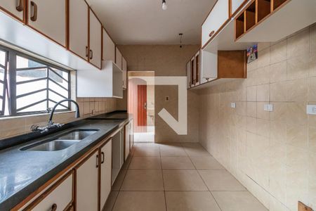 Casa à venda com 339m², 3 quartos e 4 vagas Casa à venda com 339m², 3 quartos e 4 vagasCozinha