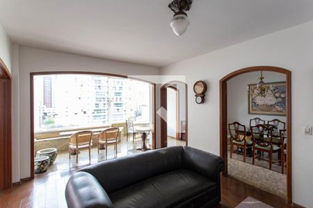 Sala de Estar de apartamento à venda com 4 quartos, 240m² em Lourdes, Belo Horizonte