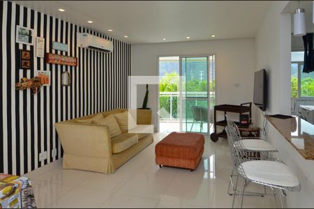 Sala de apartamento à venda com 3 quartos, 70m² em Recreio dos Bandeirantes, Rio de Janeiro