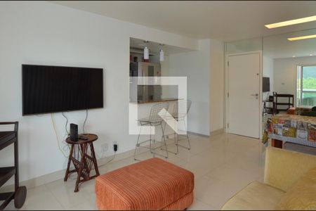 Sala de apartamento à venda com 3 quartos, 70m² em Recreio dos Bandeirantes, Rio de Janeiro