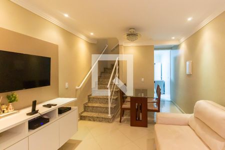 Sala de casa de condomínio à venda com 3 quartos, 96m² em Quitaúna, Osasco
