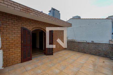 Terraço do Quarto 1 de casa à venda com 4 quartos, 239m² em Vila Sao Francisco (zona Sul), São Paulo