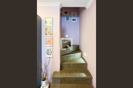 Escada de casa à venda com 2 quartos, 88m² em Indianópolis, São Paulo