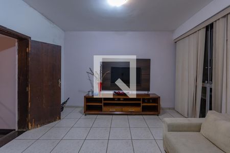 Sala de TV de casa à venda com 4 quartos, 390m² em Santa Amelia, Belo Horizonte