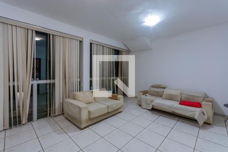 Sala de TV de casa à venda com 4 quartos, 390m² em Santa Amelia, Belo Horizonte