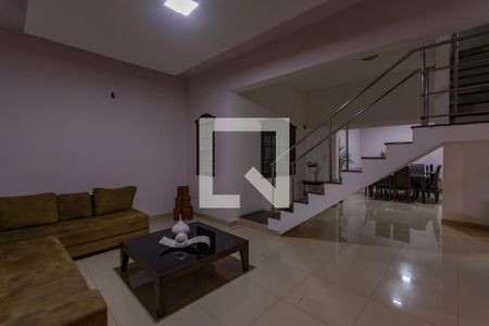 Sala de casa à venda com 4 quartos, 390m² em Santa Amelia, Belo Horizonte