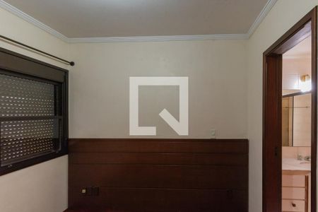 Suíte de apartamento à venda com 3 quartos, 84m² em Vila Itapura, Campinas