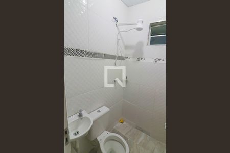 Banheiro de casa para alugar com 1 quarto, 16m² em Vila Universitaria, São Paulo