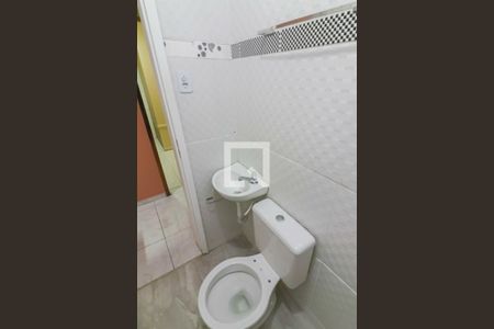 Banheiro de casa para alugar com 1 quarto, 16m² em Vila Universitaria, São Paulo