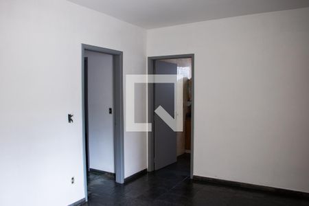 Sala de apartamento para alugar com 2 quartos, 75m² em Cambuí, Campinas