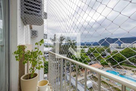 Varanda de apartamento para alugar com 2 quartos, 53m² em Barra da Tijuca, Rio de Janeiro