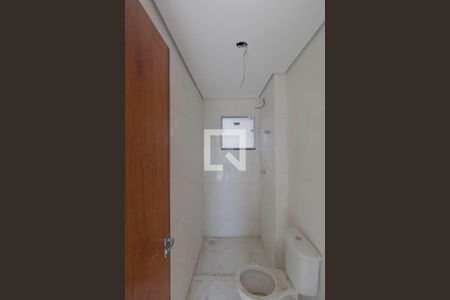 Apartamento para alugar com 39m², 3 quartos e sem vaga Apartamento para alugar com 39m², 3 quartos e sem vagaBanheiro