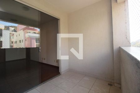 Varanda de apartamento para alugar com 4 quartos, 110m² em Buritis, Belo Horizonte