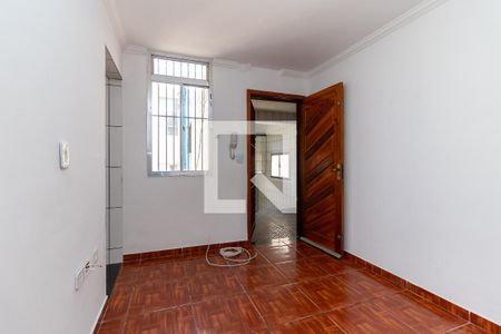 Sala de apartamento à venda com 3 quartos, 58m² em Itaquera, São Paulo