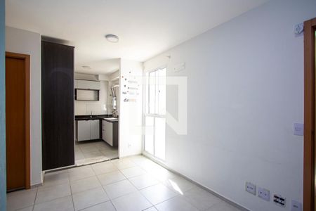 Sala de apartamento para alugar com 2 quartos, 41m² em Vila Lage, São Gonçalo