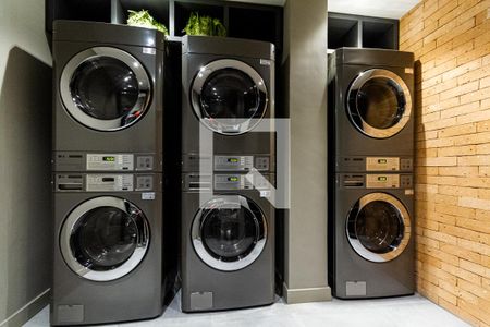 Studio para alugar com 25m², 1 quarto e 1 vaga Studio para alugar com 25m², 1 quarto e 1 vagaLavanderia