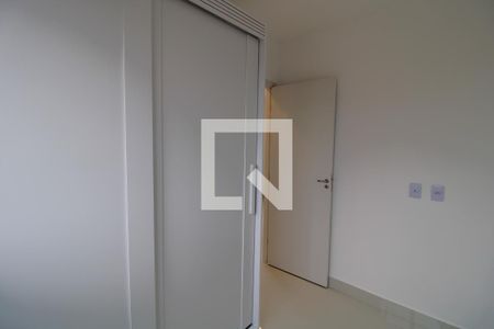 Quarto 2 de apartamento para alugar com 2 quartos, 42m² em Cidade Ademar, São Paulo