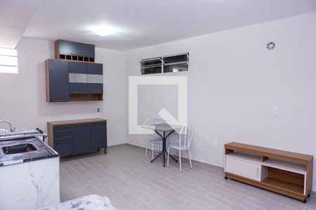 Sala/Cozinha  e Quarto de casa para alugar com 1 quarto, 41m² em Parque Cisper, São Paulo