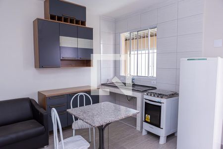 Sala/Cozinha  e Quarto de casa para alugar com 1 quarto, 22m² em Parque Cisper, São Paulo