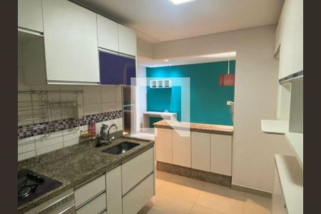 Apartamento à venda com 2 quartos, 49m² em Vila Liviero, São Paulo